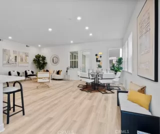 Photo #5: TR25153276 Listing