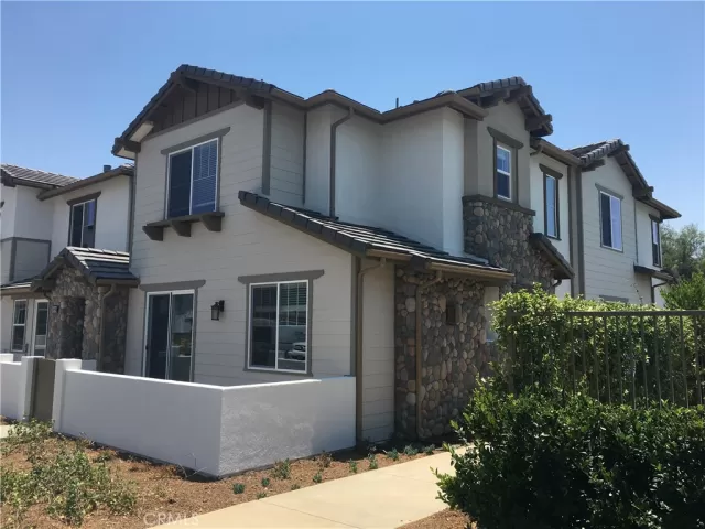 MLS: TR25164512 Condo For Sale