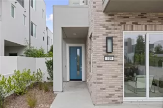 Photo #4: TR25164602 Listing 