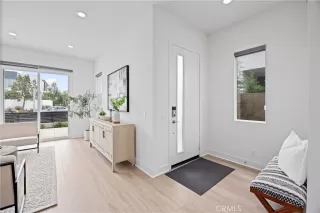 Photo #5: TR25164602 Listing 