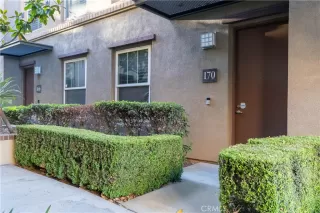 Photo #2: TR25173997 Listing 