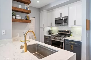 Photo #3: TR25175953 Listing