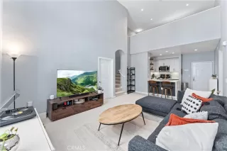 Photo #6: TR25175953 Listing