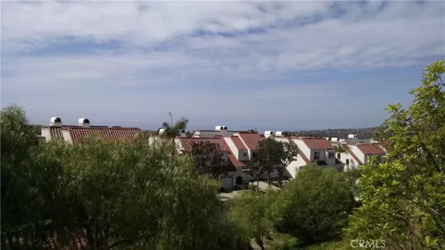 MLS: TR25182008 Condo For Sale