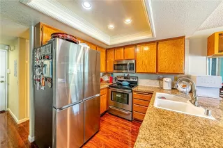 Photo #4: TR25193386 Listing