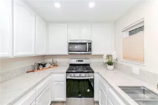 Photo #5: TR25210807 Listing 