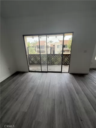 Photo #5: TR25218218 Listing 