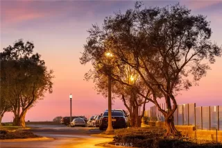 Photo #5: TR25219878 Listing 