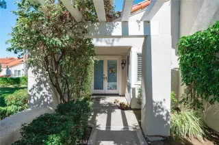 Photo #2: TR25229435 Listing 