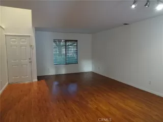 Photo #1: TR25230177 Listing