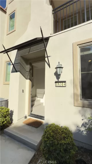 Photo #2: TR25230231 Listing 