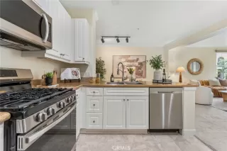 Photo #4: TR25230772 Listing 