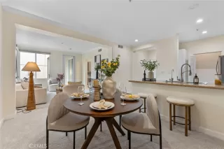 Photo #5: TR25230772 Listing 