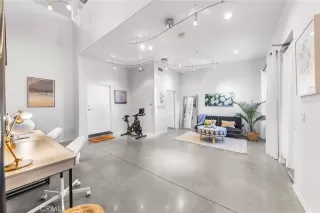 Photo #4: TR25231575 Listing