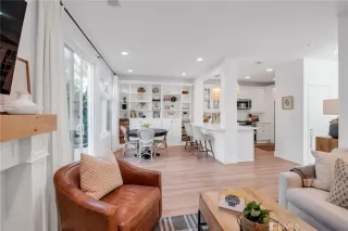 Photo #6: TR25235973 Listing 