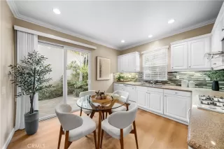 Photo #4: TR25242573 Listing 