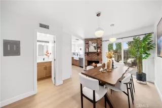 Photo #5: TR25262371 Listing 