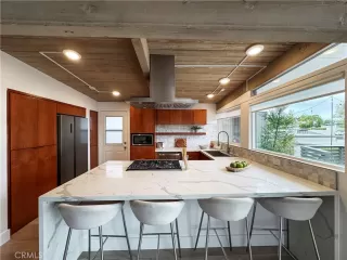 Photo #2: TR25265280 Listing 