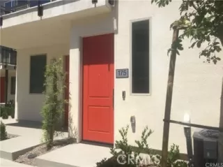 Photo #2: TR25265357 Listing 