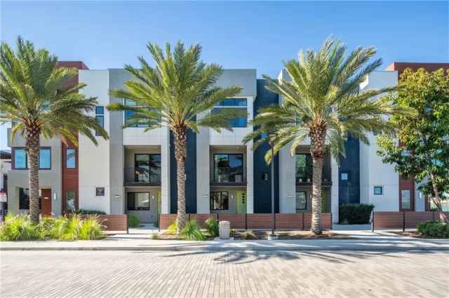 MLS: TR25265768 Condo For Sale