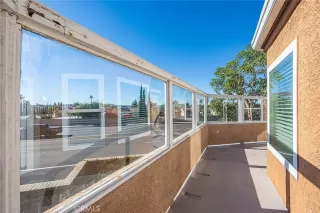 Photo #4: TR25267802 Listing 