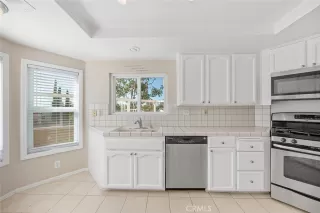 Photo #5: TR25267802 Listing 