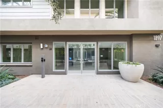 More Details about MLS # TR25275775 : 1897 S UNION