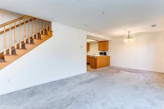 Photo #6: TR26001526 Listing 