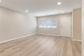 Photo #6: TR26005281 Listing 