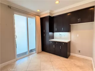 Photo #5: TR26009333 Listing