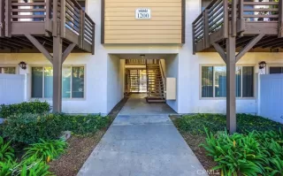 Photo #3: TR26010265 Listing 