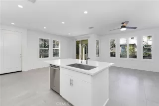 Photo #3: TR26022936 Listing