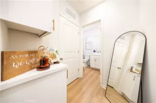 Photo #6: TR26028856 Listing