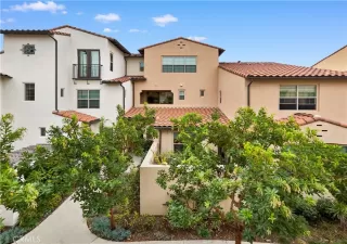 Photo #1: TR26030167 Listing