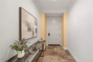 Photo #4: TR26033329 Listing 