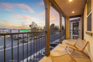 Photo #6: TR26036293 Listing