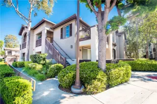 Photo #1: TR26037629 Listing