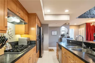 Photo #3: TR26042589 Listing