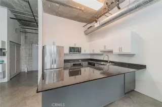 Photo #5: TR26052075 Listing 