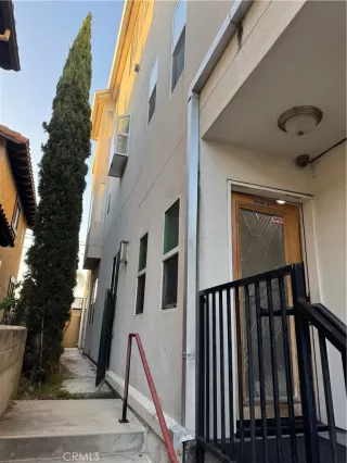 Photo #2: TR26068972 Listing 