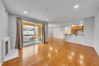 Photo #3: TR26071928 Listing 