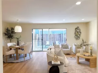 Photo #2: TR26075828 Listing 