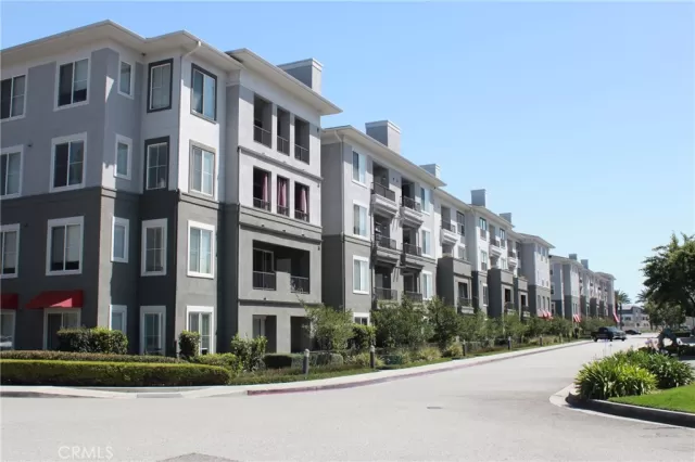 MLS: TR26086785 Condo For Sale