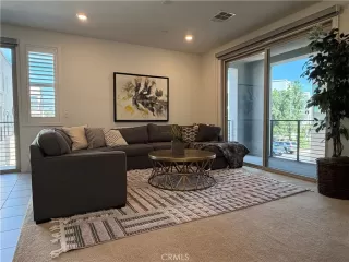 Photo #2: TR26090141 Listing 