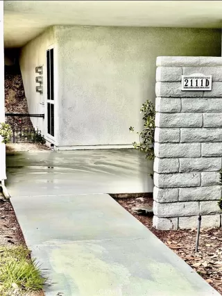 Photo #2: TR26091378 Listing 