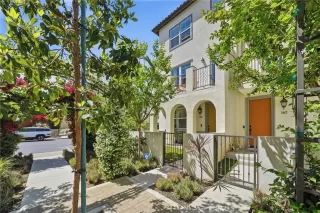 Photo #3: TR26093353 Listing 