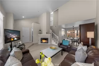Photo #3: TR26095607 Listing 