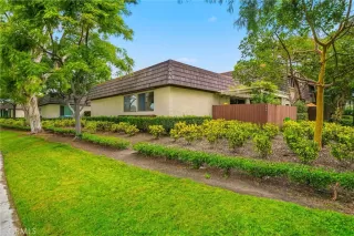 Photo #2: TR26101541 Listing 