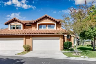 Photo #1: TR26104575 Listing