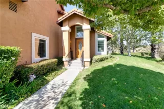 Photo #3: TR26104575 Listing